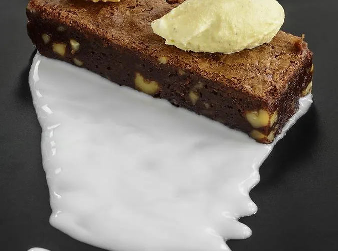 Camping Selva De Oza *